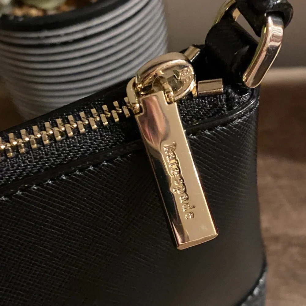 NWOT!! Kate Spade New York Black Flash Glitter Crossbody Bag